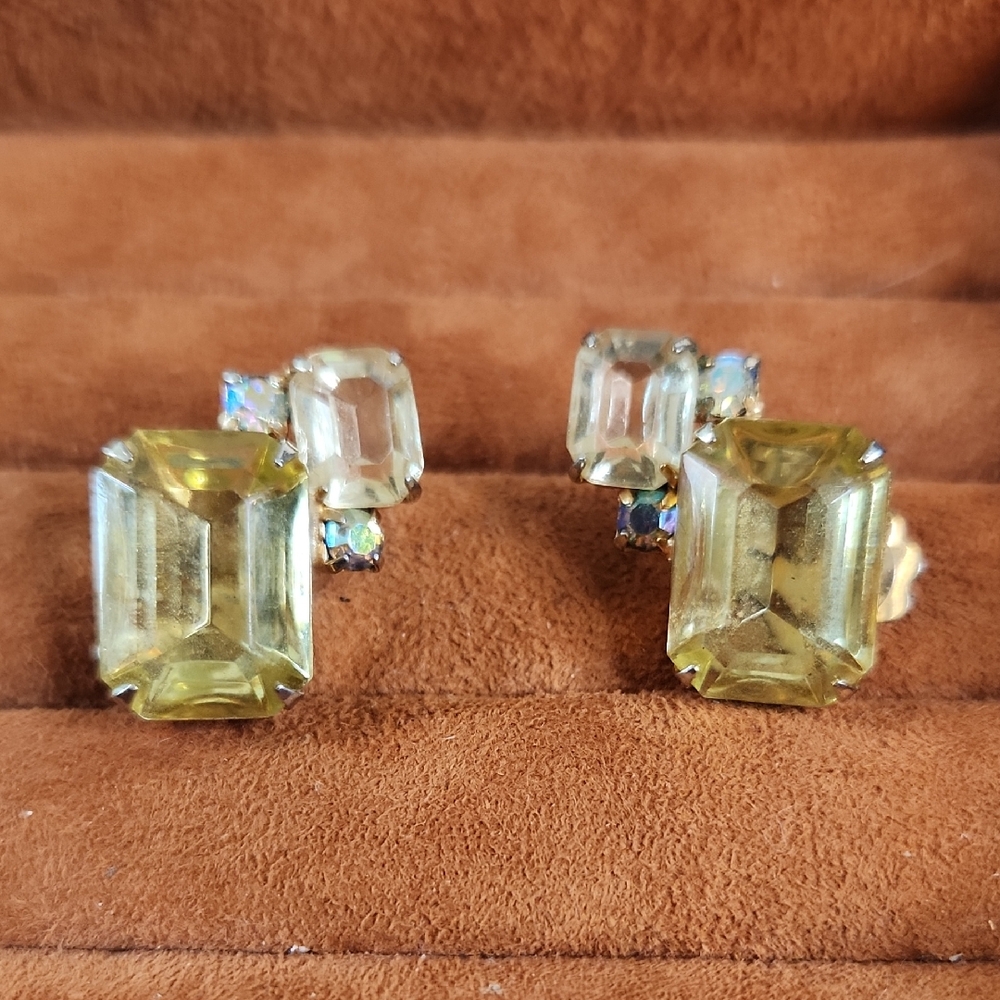 Vintage Radiant Lemon Quartz Gemstone & ABS Crystal Chips Clip-On Earrings